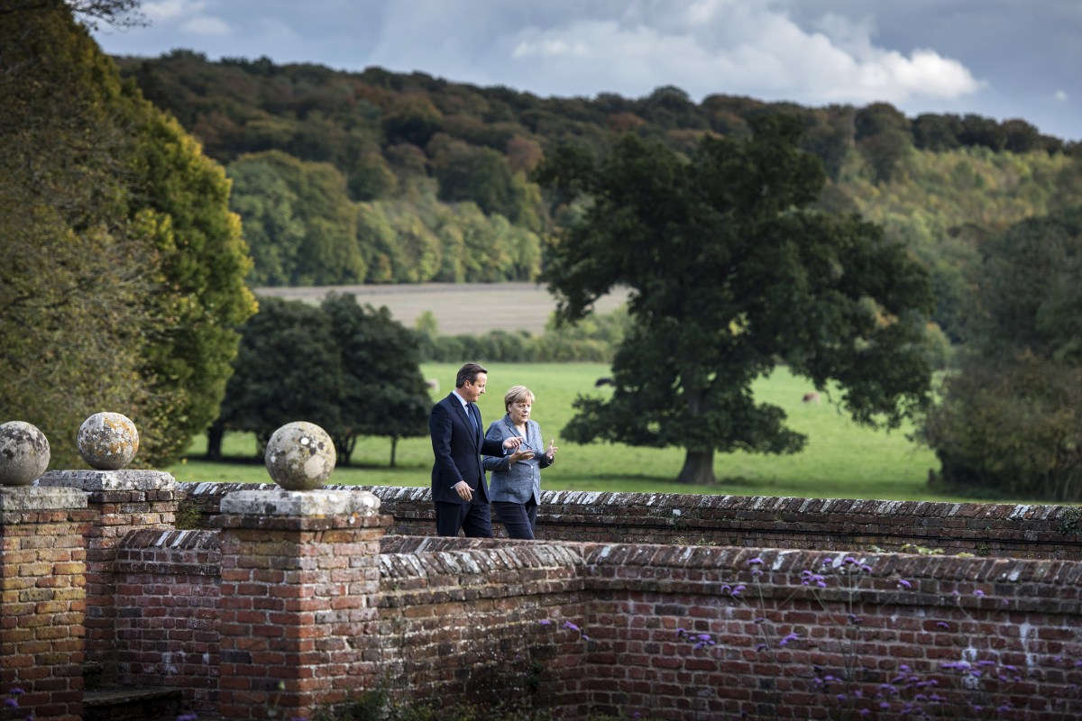 Merkel discusses Syria, the E.U. and counterterrorism with David Cameron at his country retreat on Oct. 9, 2015.